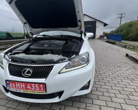 Білий Лексус ІС, об'ємом двигуна 2.5 л та пробігом 257 тис. км за 11000 $, фото 30 на Automoto.ua