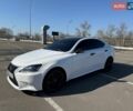 Белый Лексус ИС, объемом двигателя 2.5 л и пробегом 150 тыс. км за 12500 $, фото 2 на Automoto.ua