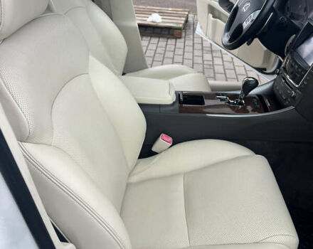 Білий Лексус ІС, об'ємом двигуна 2.5 л та пробігом 257 тис. км за 11000 $, фото 90 на Automoto.ua