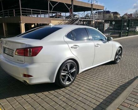 Белый Лексус ИС, объемом двигателя 2.5 л и пробегом 157 тыс. км за 13500 $, фото 3 на Automoto.ua