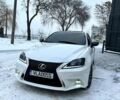 Белый Лексус ИС, объемом двигателя 2.5 л и пробегом 16000 тыс. км за 12000 $, фото 1 на Automoto.ua