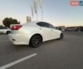 Білий Лексус ІС, об'ємом двигуна 2.5 л та пробігом 195 тис. км за 12800 $, фото 7 на Automoto.ua