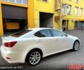 Белый Лексус ИС, объемом двигателя 2.5 л и пробегом 150 тыс. км за 11100 $, фото 1 на Automoto.ua