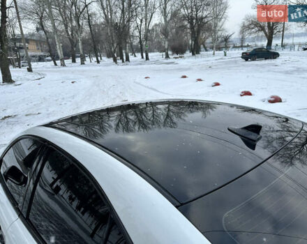 Белый Лексус ИС, объемом двигателя 2.5 л и пробегом 160 тыс. км за 12000 $, фото 6 на Automoto.ua