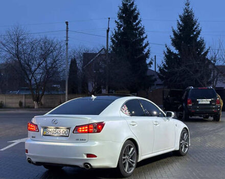 Белый Лексус ИС, объемом двигателя 2.5 л и пробегом 177 тыс. км за 12500 $, фото 1 на Automoto.ua