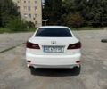 Белый Лексус ИС, объемом двигателя 2.5 л и пробегом 168 тыс. км за 10500 $, фото 6 на Automoto.ua