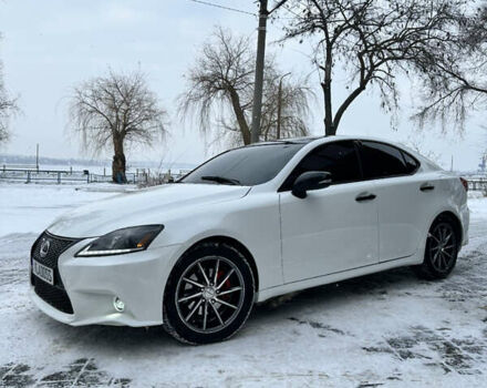 Белый Лексус ИС, объемом двигателя 2.5 л и пробегом 160 тыс. км за 12000 $, фото 2 на Automoto.ua