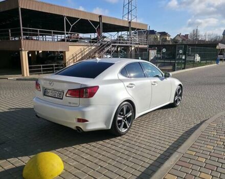 Белый Лексус ИС, объемом двигателя 2.5 л и пробегом 157 тыс. км за 13500 $, фото 4 на Automoto.ua