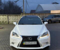 Белый Лексус ИС, объемом двигателя 2.5 л и пробегом 177 тыс. км за 12500 $, фото 2 на Automoto.ua
