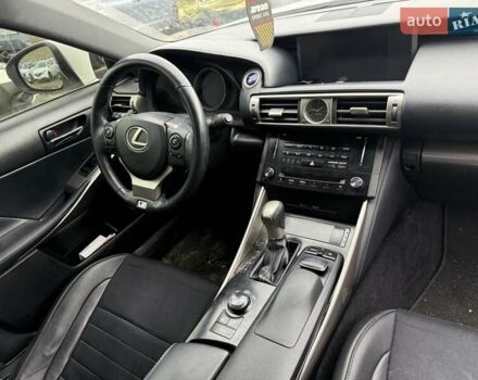 Білий Лексус ІС, об'ємом двигуна 2.49 л та пробігом 150 тис. км за 14400 $, фото 5 на Automoto.ua