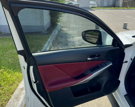 Белый Лексус ИС, объемом двигателя 2.5 л и пробегом 155 тыс. км за 19999 $, фото 18 на Automoto.ua