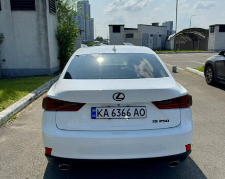 Белый Лексус ИС, объемом двигателя 2.5 л и пробегом 155 тыс. км за 19999 $, фото 3 на Automoto.ua