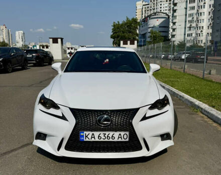 Белый Лексус ИС, объемом двигателя 2.5 л и пробегом 155 тыс. км за 19999 $, фото 1 на Automoto.ua