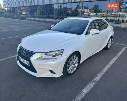 Білий Лексус ІС, об'ємом двигуна 2.5 л та пробігом 177 тис. км за 16300 $, фото 6 на Automoto.ua