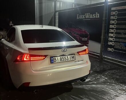 Белый Лексус ИС, объемом двигателя 2.5 л и пробегом 93 тыс. км за 15900 $, фото 2 на Automoto.ua