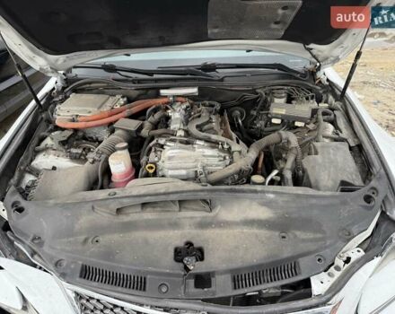 Білий Лексус ІС, об'ємом двигуна 2.49 л та пробігом 150 тис. км за 14400 $, фото 7 на Automoto.ua