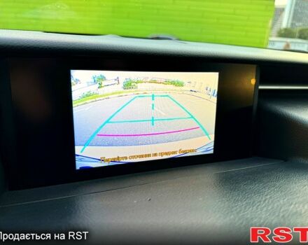 Белый Лексус ИС, объемом двигателя 2.5 л и пробегом 135 тыс. км за 15900 $, фото 6 на Automoto.ua