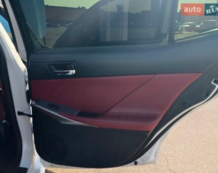 Белый Лексус ИС, объемом двигателя 2.5 л и пробегом 121 тыс. км за 16500 $, фото 32 на Automoto.ua