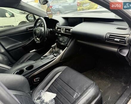 Білий Лексус ІС, об'ємом двигуна 2.49 л та пробігом 150 тис. км за 14400 $, фото 4 на Automoto.ua