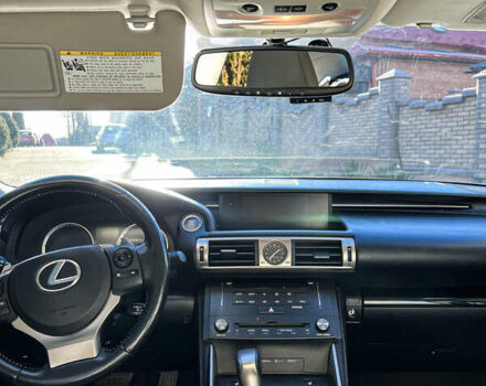 Білий Лексус ІС, об'ємом двигуна 2.5 л та пробігом 130 тис. км за 16800 $, фото 3 на Automoto.ua