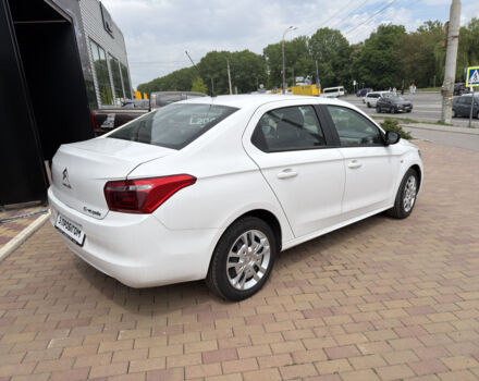 Білий Лексус ІС, об'ємом двигуна 2.5 л та пробігом 25 тис. км за 25000 $, фото 8 на Automoto.ua