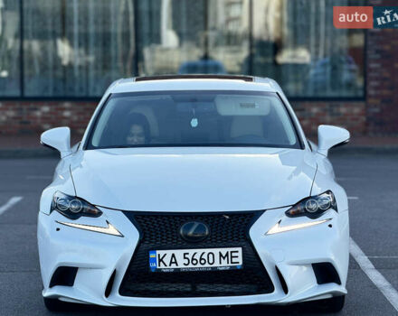 Белый Лексус ИС, объемом двигателя 2.5 л и пробегом 143 тыс. км за 15700 $, фото 7 на Automoto.ua