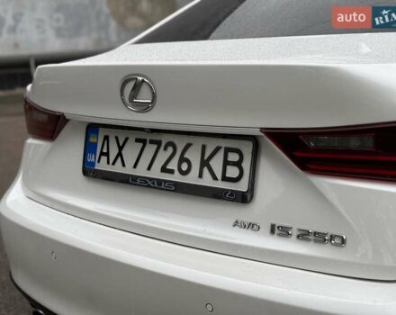 Білий Лексус ІС, об'ємом двигуна 2.5 л та пробігом 240 тис. км за 12500 $, фото 25 на Automoto.ua