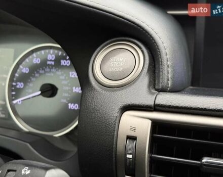 Білий Лексус ІС, об'ємом двигуна 2.5 л та пробігом 240 тис. км за 12500 $, фото 75 на Automoto.ua