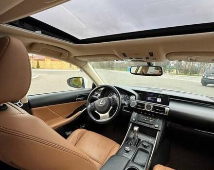 Білий Лексус ІС, об'ємом двигуна 2.5 л та пробігом 136 тис. км за 17900 $, фото 8 на Automoto.ua
