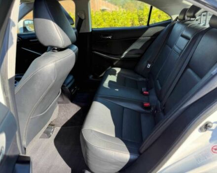 Белый Лексус ИС, объемом двигателя 2.5 л и пробегом 87 тыс. км за 4250 $, фото 11 на Automoto.ua