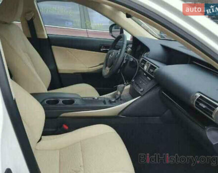 Белый Лексус ИС, объемом двигателя 2.5 л и пробегом 143 тыс. км за 14850 $, фото 28 на Automoto.ua