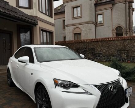 Белый Лексус ИС, объемом двигателя 2 л и пробегом 124 тыс. км за 17130 $, фото 1 на Automoto.ua