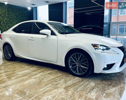 Белый Лексус ИС, объемом двигателя 2.5 л и пробегом 98 тыс. км за 16900 $, фото 5 на Automoto.ua