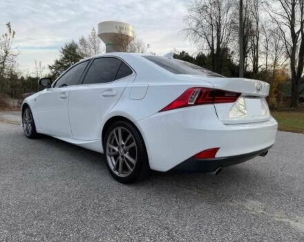 Белый Лексус ИС, объемом двигателя 2.5 л и пробегом 80 тыс. км за 15100 $, фото 5 на Automoto.ua