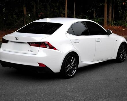 Білий Лексус ІС, об'ємом двигуна 2.5 л та пробігом 80 тис. км за 9900 $, фото 4 на Automoto.ua