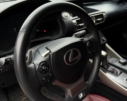 Белый Лексус ИС, объемом двигателя 2 л и пробегом 124 тыс. км за 17130 $, фото 4 на Automoto.ua