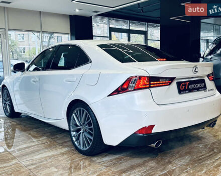 Белый Лексус ИС, объемом двигателя 2.5 л и пробегом 98 тыс. км за 16900 $, фото 13 на Automoto.ua