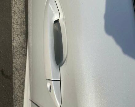 Белый Лексус ИС, объемом двигателя 2 л и пробегом 118 тыс. км за 16400 $, фото 3 на Automoto.ua