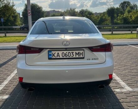 Белый Лексус ИС, объемом двигателя 2.5 л и пробегом 157 тыс. км за 14400 $, фото 4 на Automoto.ua