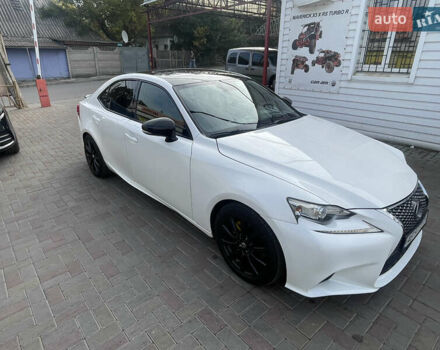 Белый Лексус ИС, объемом двигателя 2.49 л и пробегом 192 тыс. км за 18500 $, фото 4 на Automoto.ua