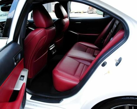 Білий Лексус ІС, об'ємом двигуна 2.5 л та пробігом 80 тис. км за 9900 $, фото 11 на Automoto.ua