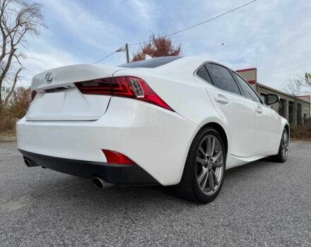 Белый Лексус ИС, объемом двигателя 2.5 л и пробегом 80 тыс. км за 15100 $, фото 7 на Automoto.ua