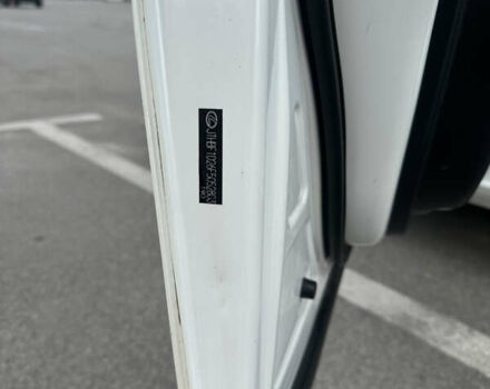 Белый Лексус ИС, объемом двигателя 2.5 л и пробегом 160 тыс. км за 16900 $, фото 17 на Automoto.ua