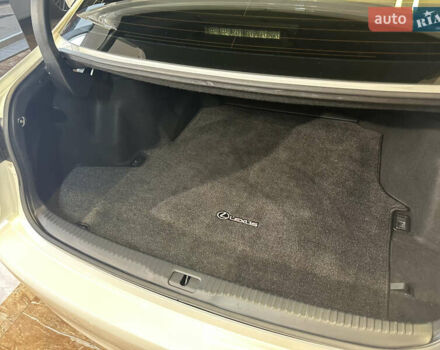 Белый Лексус ИС, объемом двигателя 2.5 л и пробегом 98 тыс. км за 16900 $, фото 45 на Automoto.ua