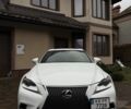 Белый Лексус ИС, объемом двигателя 2 л и пробегом 124 тыс. км за 17130 $, фото 1 на Automoto.ua