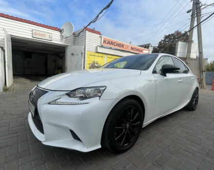 Белый Лексус ИС, объемом двигателя 2.49 л и пробегом 192 тыс. км за 18500 $, фото 17 на Automoto.ua