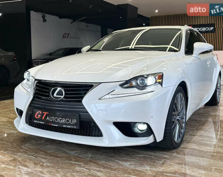 Белый Лексус ИС, объемом двигателя 2.5 л и пробегом 98 тыс. км за 16900 $, фото 18 на Automoto.ua