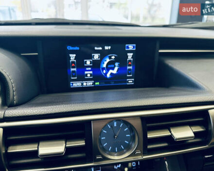 Белый Лексус ИС, объемом двигателя 2.5 л и пробегом 98 тыс. км за 16900 $, фото 33 на Automoto.ua