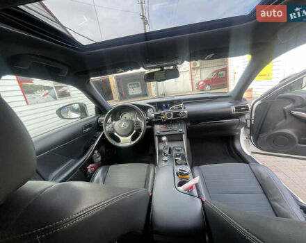 Белый Лексус ИС, объемом двигателя 2.49 л и пробегом 192 тыс. км за 18500 $, фото 11 на Automoto.ua