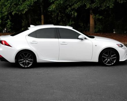 Білий Лексус ІС, об'ємом двигуна 2.5 л та пробігом 80 тис. км за 9900 $, фото 7 на Automoto.ua